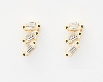 Miu Tiny Triple CZ Baguette Gold Stud Oorbellen