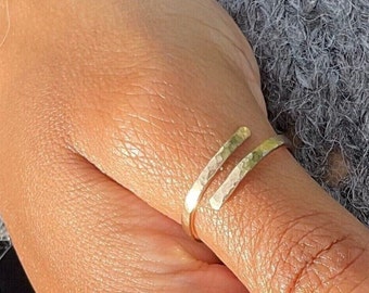 Thumb ring gold, adjustable thumb ring, thick rings for women, gold filled ring, hammered ring, birthday gift for friend.