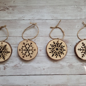 Snowflake Ornaments, Wood Slice Ornaments, Wood Burned Ornaments, Wood Burned Snowflakes, Set of 4 Ornaments, Christmas Gift Ideas