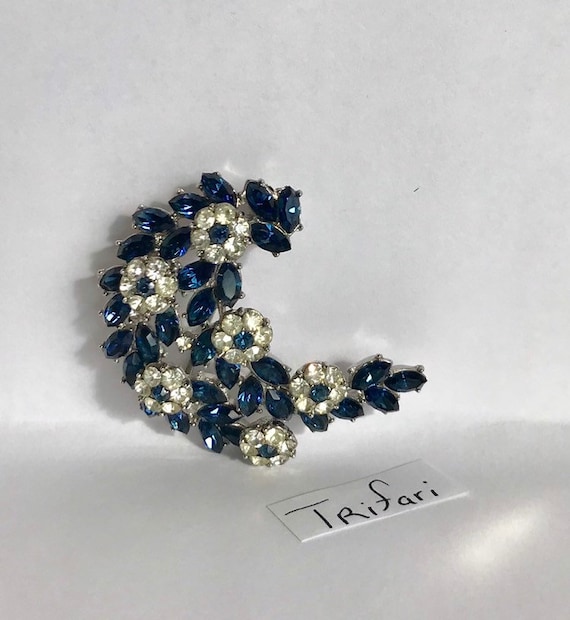 Trifari Vintage Brooch