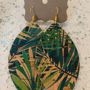 Green leaves cork on leather leaf earrings