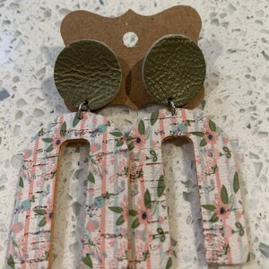 Coral and teal cork on leather arch u shape with green stud earrings