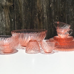 Luminarc Rosaline Set of 22 Pink Dinnerware Set