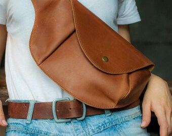 Leather bum bag,Leather belt bag,Waist leather bag,Leather fanny pack,Fanny pack,Personalized fanny pack,Leather crossbody bag women,Bum bag