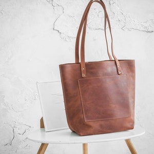 Sac en cuir 4 TAILLES ! Personnalisation, Sac femme bordeaux, rose, rouge, noir, bleu, marron, s'adapte facilement à votre ordinateur portable et possède une fermeture éclair