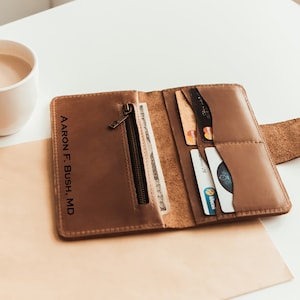 Cartera larga de cuero personalizada color coñac, regalo de Navidad, regalo de aniversario de 1 año para novio, regalo de aniversario, cartera de cuero para hombre, cartera para hombre
