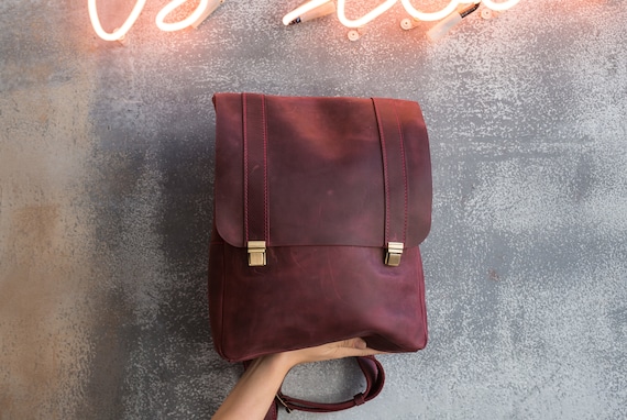 Handmade Burgundy Leather Backpack: Personalized Mini Laptop  display picture 1