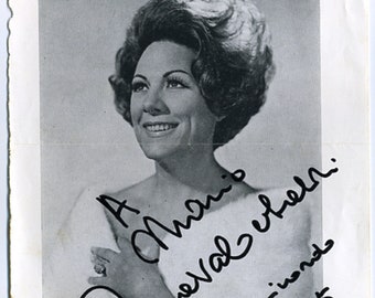 Original opera singers&#39; autographs