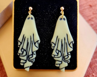 Glow in the dark ghost earrings - polymer clay earrings, spooky season, cute Halloween jewelry, goth aesthetic