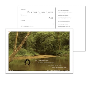 Playground Love par avion