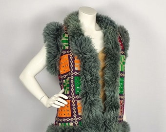 Trendy Afghan bodywarmer vest with mirrorwork and fur