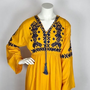Embroidered maxi desert dress in Egyptian cotton XL, nomadic tribal dress with embroidered patterns & tassels, Egyptian Bedouin nomad dress