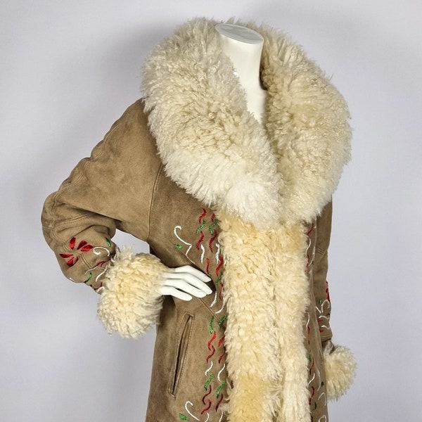 Long vintage 1960s Afghan penny lane coat with natural sheep fur - sheepskin shearling coat