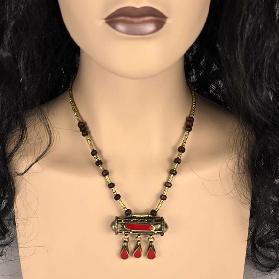 Turkmen Choker Taweez Necklace: Ethnic Medallion Pendant With Red