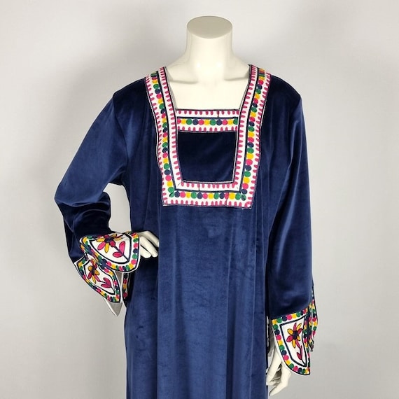 sachin and babi light blue dress navy velvet jalabiya with an embroidered floral bodice main image 1