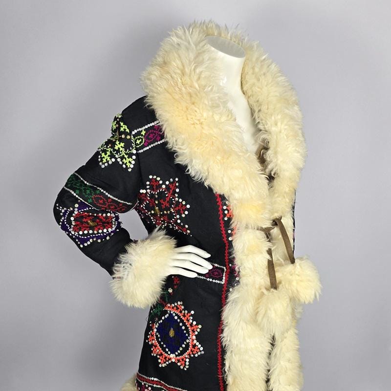 Heavy Gender-neutral Oriental Winter Coat Made of Vintage