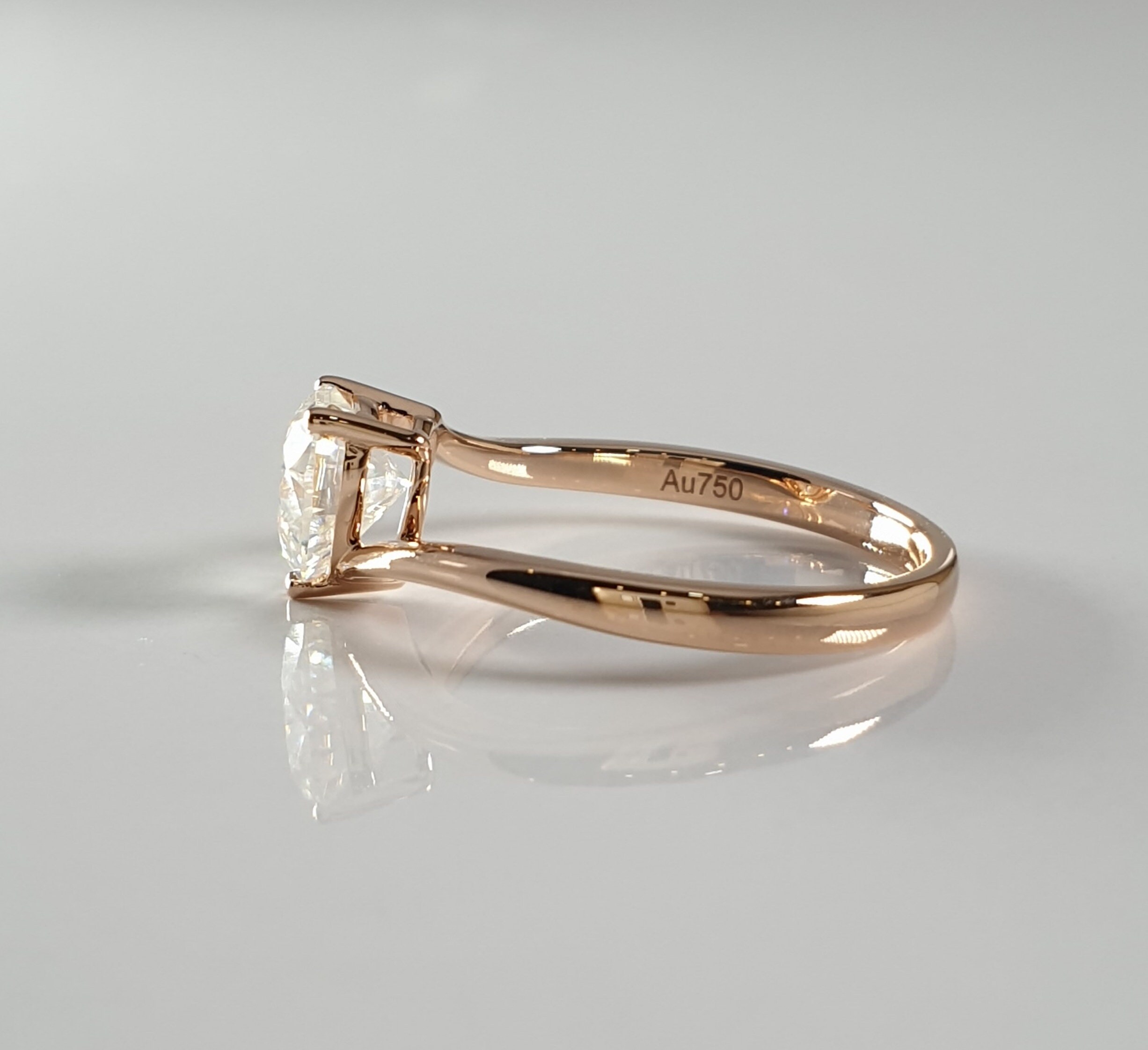 1 Carat Moissanite Heart Ring