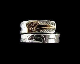 Gouden Hummingbird wrap ring, Haida sieraden, noordwestkust kunst, native wrap ring, Haida kunst, Carmen Goertzen, totem dier, Haida Gwaii, inheemse