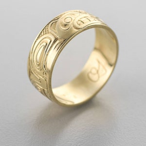 Gold Haida Wolf Ring,Northwest Coast Art,Haida Art Jewelry, Indigenous Canadian,Native American Wolf, Carmen Goertzen,PNW Coast Wolf Ring image 4