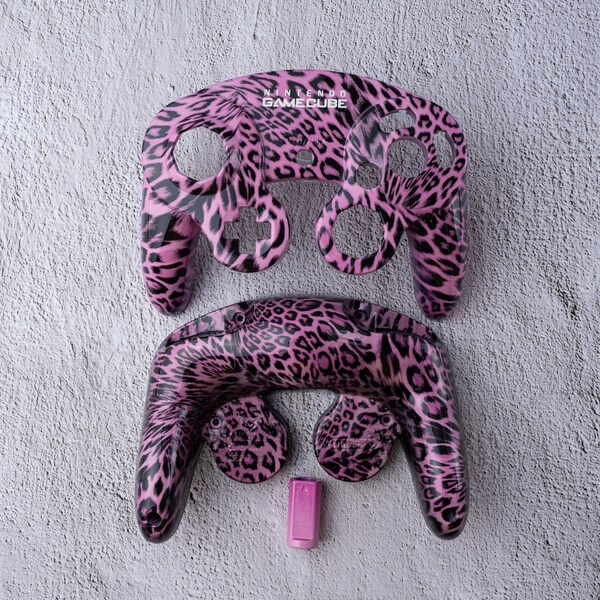 Офишиальон Оболехки GameCube ~ Pink Leopard