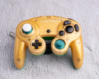 Gold and Green - Custom Painted GameCube Controller - Wired T3