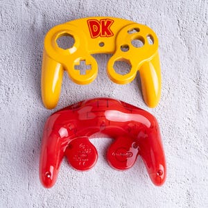 Donkey Kong - Carcasas de control de GameCube personalizadas y pintadas
