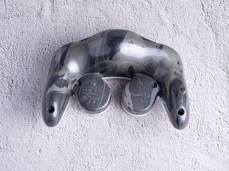Bottom Shell for GameCube Controller ~ Custom Painted GameCube Controller Silver Marble