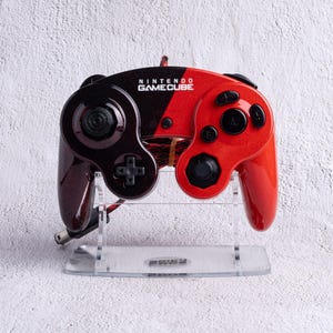 Mando de GameCube personalizado con pintura roja de carreras - Placa T3