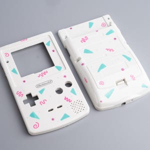 Custom Painted GameBoy Color Shells ~ 90s Pattern