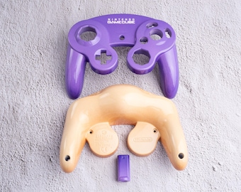 Plum & Peach - Custom Painted GameCube Controller Shells
