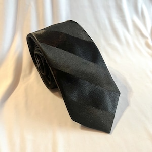 Men’s Necktie in Black Satin Stripe | Black Striped Tie | Skinny Tie | Classic Tie | Wide Tie | Necktie and Pocket Square Set | Handmade