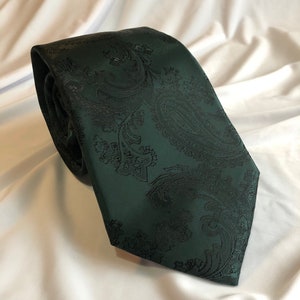 Men’s Necktie in Hunter and Black Paisley | Skinny Tie | Classic Tie | Wide Tie | Necktie and Pocket Square Set | Handmade Necktie