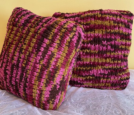 Bernat Yarn Bernat Plum Chutney Bernat Blanket Chunky Knit Cushion