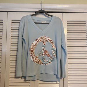Boho Peace Zeichen Top – Upcycled Waffelstrick Shirt, Hippie Patchwork Langarm, einzigartige Boho Kleidung