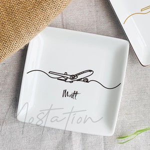 Pilot Retirement Ring Holder, Christmas Gift for Dad, Airplane Line Art Trinket Tray, Custom Name Ring Holder, Farewell Gift