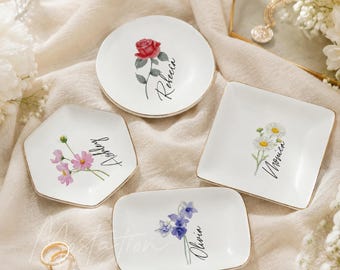 Personalisierte Schmuckschale mit Geburtsmonatsblumen, Ringschale mit individuellem Namen, florales Erinnerungstablett, Geburtstagsgeschenk für sie, Geschenk für die Brautjungfer