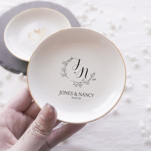 Engagement Gift Ring Dish, Personalized Jewelry Dish,Couple Initial Ring Holder, Wedding Gift For Couple, Newlywed Trinket Dish _MSP