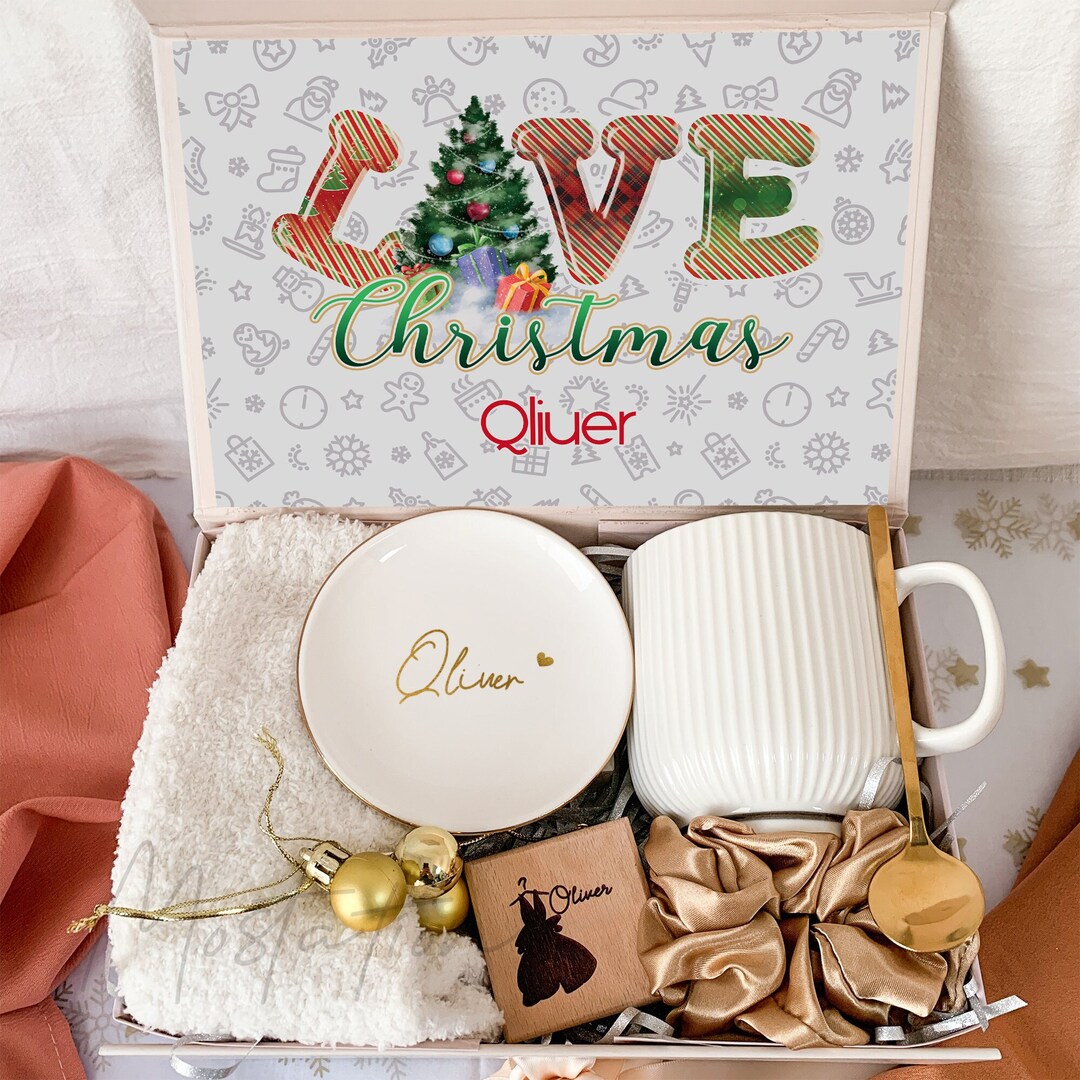 Happy New Year Gift Basket, Gold Christmas Box With Wooden Stamp