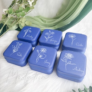 Estuche de viaje para joyas con diseño de flor de polilla, joyero para propuesta de dama de honor, joyero de PU con nombre personalizado, regalo para el Día de la Madre, conjunto a granel