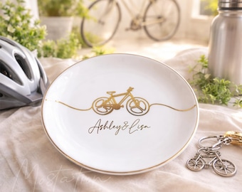 Porta-joias personalizado para casal ciclista, presente para casal de ciclistas, porta-anéis com nomes personalizados, presente de casamento para amantes de bicicletas, presente de aniversário para casal.