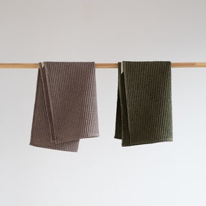 Set aus 2 Waffeltüchern aus Baumwolle, Größe 43 x 70, Moosgrün, Geschenk für die Küche