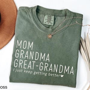 Comfort Colors® Mom Grandma Great-Grandma Shirt, Pregnancy Announcement Gift For Grandma Shirt, Mother's Day Gift For Great Grandma Shirt bild 1