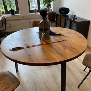 Round dining table under $300 hot sale