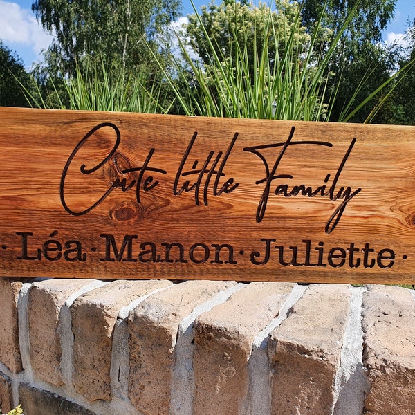 Reclaimed Wood Family Sign - Custom Wood Design, Farmhouse Personalised Sign for your Family Home Decor, Wood Decor as a Gift Ideas