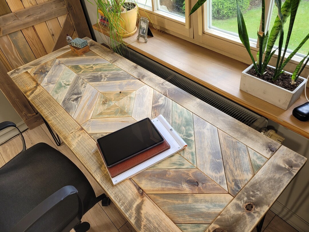 Desk With Chevron Pattern Herringbone Wood Table | Chevron Design and ...