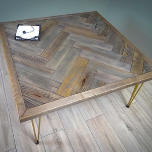 Table Desk >> Chevron Pattern << Reclaimed Wood, Handmade Console, Hairpin Legs, Solid Wood - Finished through OSMO oil image 10