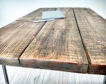 Handgefertigter rustikaler Bauernhaus-Schreibtisch, handgefertigt aus massivem Altholz | Schreibtisch | Tisch mit Haarnadelbeinen: Reclaimed.store