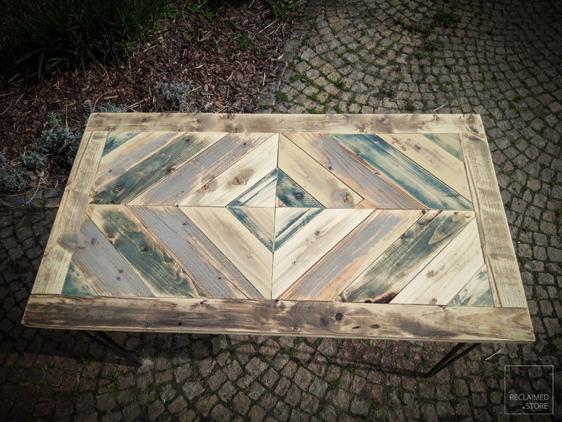 Table Desk >> Chevron Pattern << Reclaimed Wood, Handmade Console, Hairpin Legs, Solid Wood - Finished through OSMO oil image 3