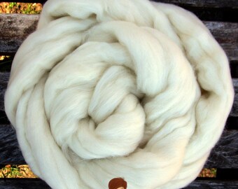 Wool Roving NATURAL WHITE Extra Fine Merino Top for Spinning 10 FEET 3.5OZ