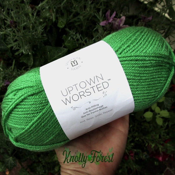 All Purpose Yarn KELLY Green Uptown Worsted #4 a 100gr Ball 180yds